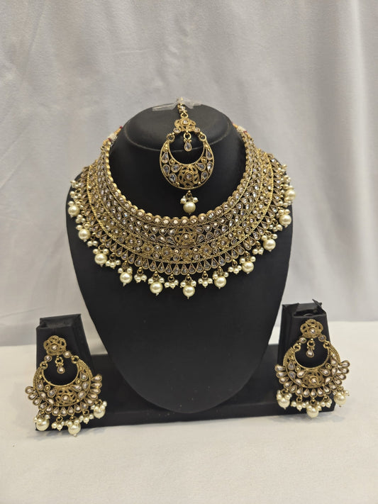 Choker Set