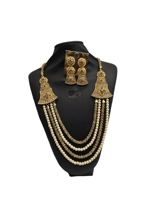 Graceful Stone Necklace